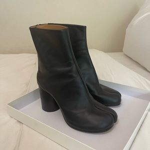 Maison Margiela Tabi Ankle Boots EU 37 / Black